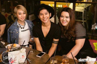 Saturday Night at BottomsUp, Thonglor — photo 220