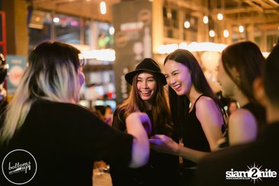 Saturday Night at BottomsUp, Thonglor — photo 233
