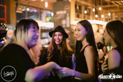 Saturday Night at BottomsUp, Thonglor — photo 234