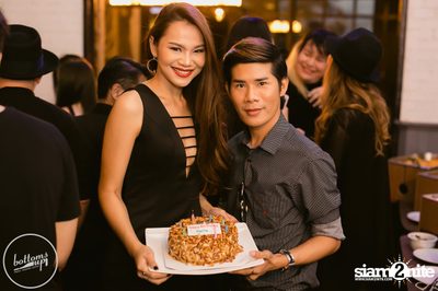 Saturday Night at BottomsUp, Thonglor — photo 248
