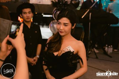 Saturday Night at BottomsUp, Thonglor — photo 254