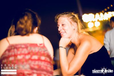 Dancing Under The Stars กับ DJ Neon ที่ อโบฟ อีเลฟเว่น — photo 15