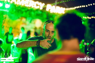 Dancing Under The Stars กับ DJ Neon ที่ อโบฟ อีเลฟเว่น — photo 18