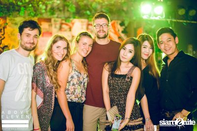 Dancing Under The Stars กับ DJ Neon ที่ อโบฟ อีเลฟเว่น — photo 37