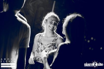 Dancing Under The Stars กับ DJ Neon ที่ อโบฟ อีเลฟเว่น — photo 47