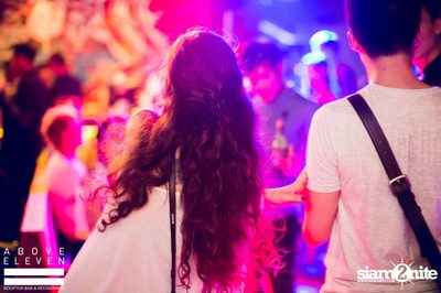 Dancing Under The Stars กับ DJ Neon ที่ อโบฟ อีเลฟเว่น — photo 54
