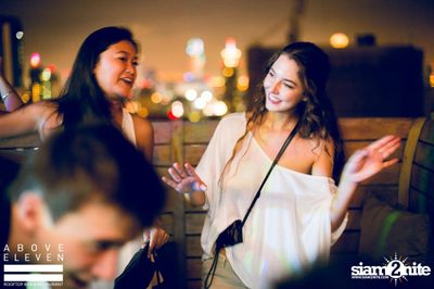 Dancing Under The Stars กับ DJ Neon ที่ อโบฟ อีเลฟเว่น — photo 55
