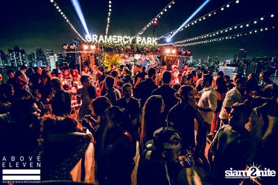 Dancing Under The Stars กับ DJ Neon ที่ อโบฟ อีเลฟเว่น — photo 79