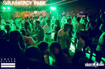 Dancing Under The Stars กับ DJ Neon ที่ อโบฟ อีเลฟเว่น — photo 97