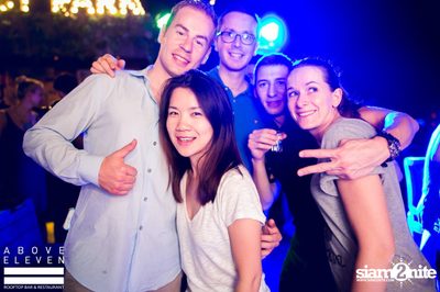 Dancing Under The Stars กับ DJ Neon ที่ อโบฟ อีเลฟเว่น — photo 104