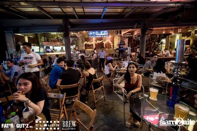 Seenspace Invasion ที่ร้าน Clouds, Fat'R Gut'z และ BREW Beers & Ciders — photo 11