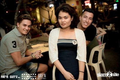 Seenspace Invasion ที่ร้าน Clouds, Fat'R Gut'z และ BREW Beers & Ciders — photo 38