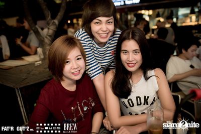 Seenspace Invasion ที่ร้าน Clouds, Fat'R Gut'z และ BREW Beers & Ciders — photo 44
