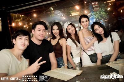 Seenspace Invasion ที่ร้าน Clouds, Fat'R Gut'z และ BREW Beers & Ciders — photo 57