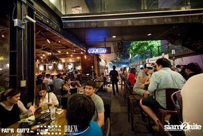 Seenspace Invasion ที่ร้าน Clouds, Fat'R Gut'z และ BREW Beers & Ciders — photo 74