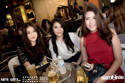 Seenspace Invasion ที่ร้าน Clouds, Fat'R Gut'z และ BREW Beers & Ciders — photo 86