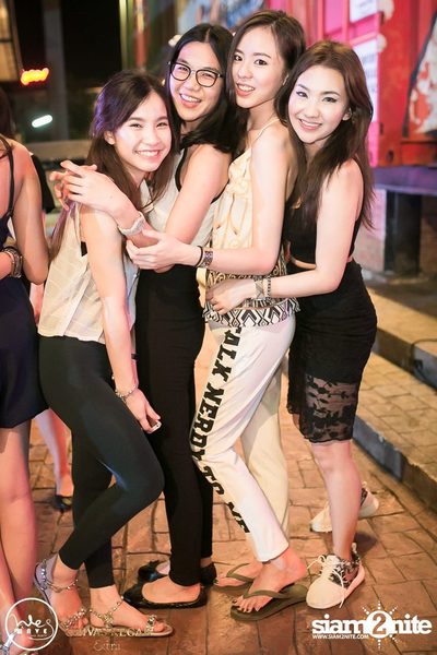 See You C-thru Pool Party ที่ร้าน ซิกตี้ซิก สเตชั่น — photo 106