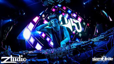 Grey Goose นำเสนอ TGIF : MAKJ & Timmy Trumpet (อัลบั้มที่ 2) — photo 109