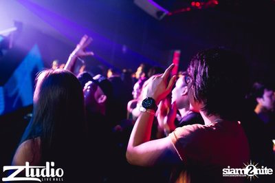 Grey Goose นำเสนอ TGIF : MAKJ & Timmy Trumpet (อัลบั้มที่ 1) — photo 23