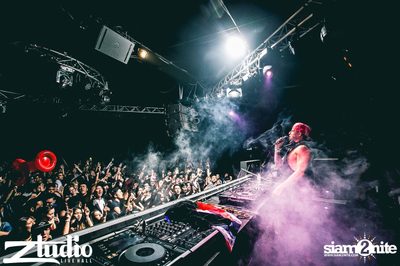 Grey Goose นำเสนอ TGIF : MAKJ & Timmy Trumpet (อัลบั้มที่ 1) — photo 110