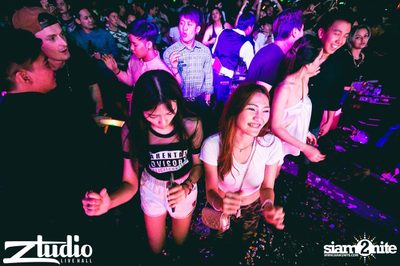 Grey Goose นำเสนอ TGIF : MAKJ & Timmy Trumpet (อัลบั้มที่ 1) — photo 205