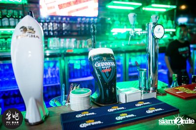 Fu Bar presents Ben Chalatit, Khaosan Road — photo 3