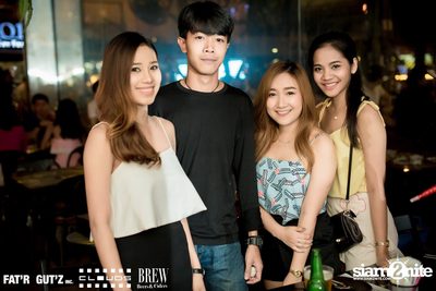 Seenspace Invasion ที่ร้าน Clouds, Fat'R Gut'z และ BREW Beers & Ciders — photo 33