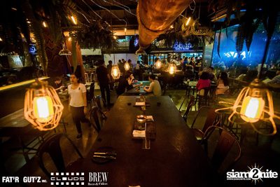 Seenspace Invasion ที่ร้าน Clouds, Fat'R Gut'z และ BREW Beers & Ciders — photo 34