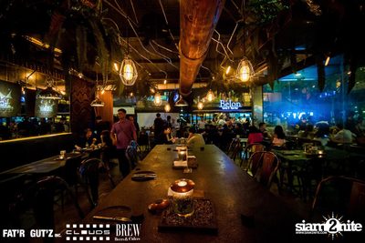Seenspace Invasion ที่ร้าน Clouds, Fat'R Gut'z และ BREW Beers & Ciders — photo 35