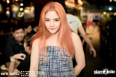 Seenspace Invasion ที่ร้าน Clouds, Fat'R Gut'z และ BREW Beers & Ciders — photo 42