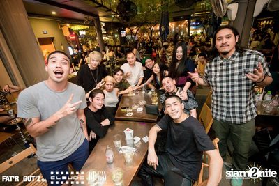 Seenspace Invasion ที่ร้าน Clouds, Fat'R Gut'z และ BREW Beers & Ciders — photo 87