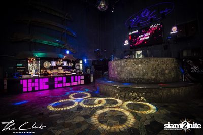 Matt Caseli & Dona Amelia at The Club Khaosan — photo 3