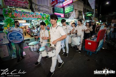 Matt Caseli & Dona Amelia at The Club Khaosan — photo 18