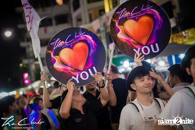 Matt Caseli & Dona Amelia at The Club Khaosan — photo 24