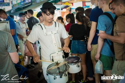 Matt Caseli & Dona Amelia at The Club Khaosan — photo 32