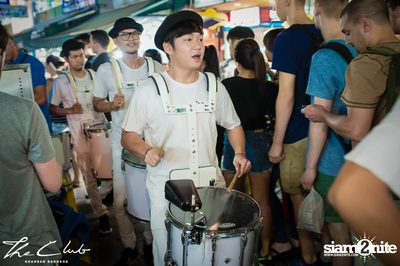 Matt Caseli & Dona Amelia at The Club Khaosan — photo 33