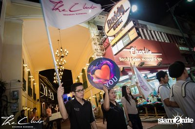 Matt Caseli & Dona Amelia at The Club Khaosan — photo 40