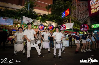 Matt Caseli & Dona Amelia at The Club Khaosan — photo 45