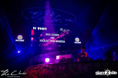 Matt Caseli & Dona Amelia at The Club Khaosan — photo 59