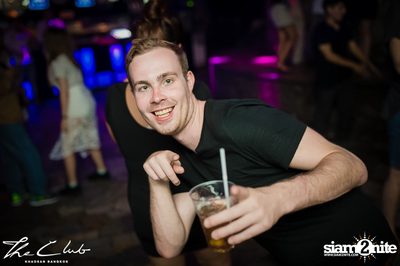 Matt Caseli & Dona Amelia at The Club Khaosan — photo 62