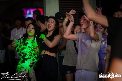 Matt Caseli & Dona Amelia at The Club Khaosan — photo 78