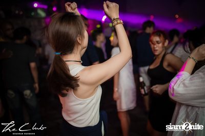 Matt Caseli & Dona Amelia at The Club Khaosan — photo 91