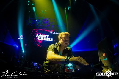 Matt Caseli & Dona Amelia at The Club Khaosan — photo 110