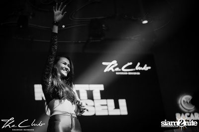 Matt Caseli & Dona Amelia at The Club Khaosan — photo 114