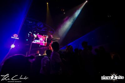 Matt Caseli & Dona Amelia at The Club Khaosan — photo 118
