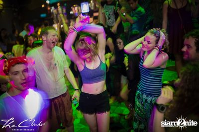 Matt Caseli & Dona Amelia at The Club Khaosan — photo 128
