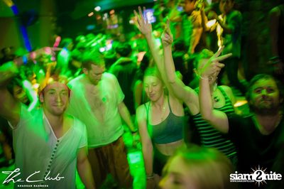 Matt Caseli & Dona Amelia at The Club Khaosan — photo 129