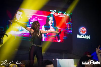 Matt Caseli & Dona Amelia at The Club Khaosan — photo 138