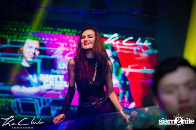 Matt Caseli & Dona Amelia at The Club Khaosan — photo 144