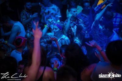 Matt Caseli & Dona Amelia at The Club Khaosan — photo 155